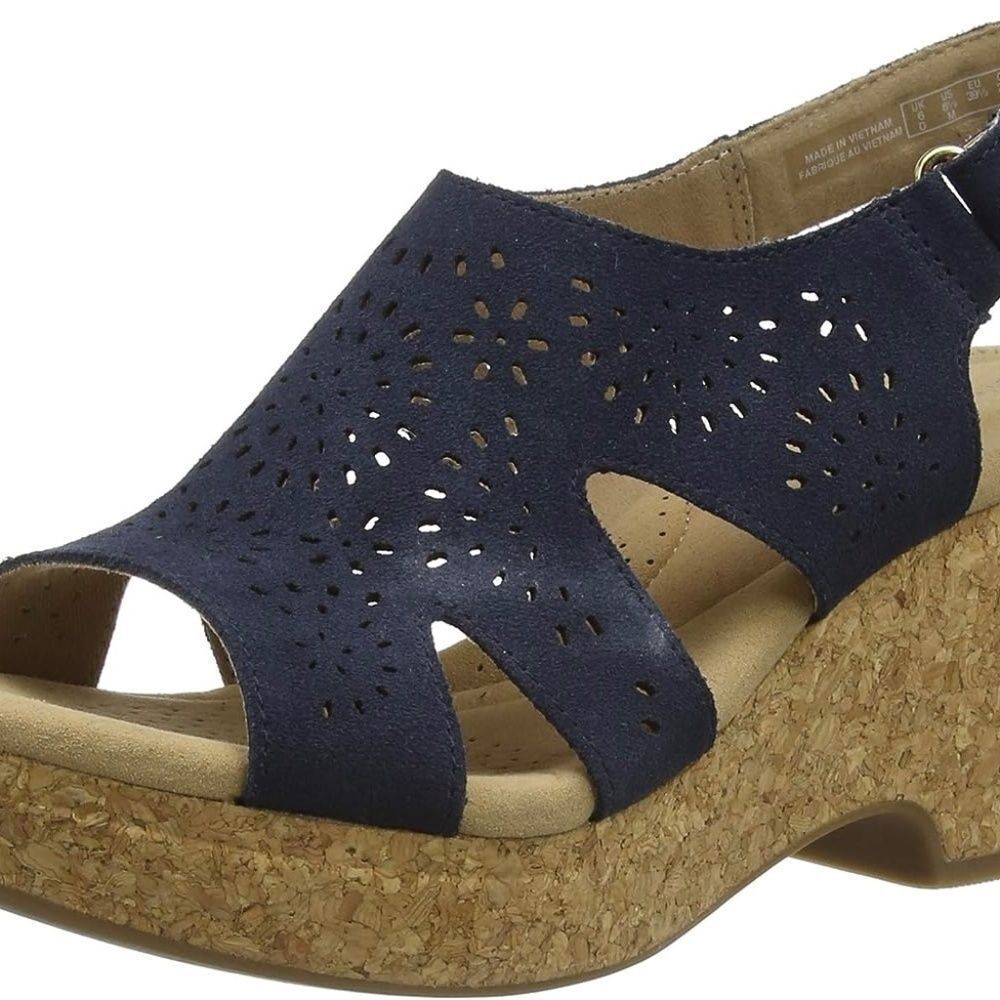 Clarks Giselle Bay Navy Laser Cut Suede Cork Wedge Sandals‎ Sz 8.5
